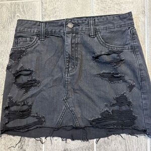 Hollister Black Mini Skirt Casual Distressed Size 1 High Rise 25 in waist